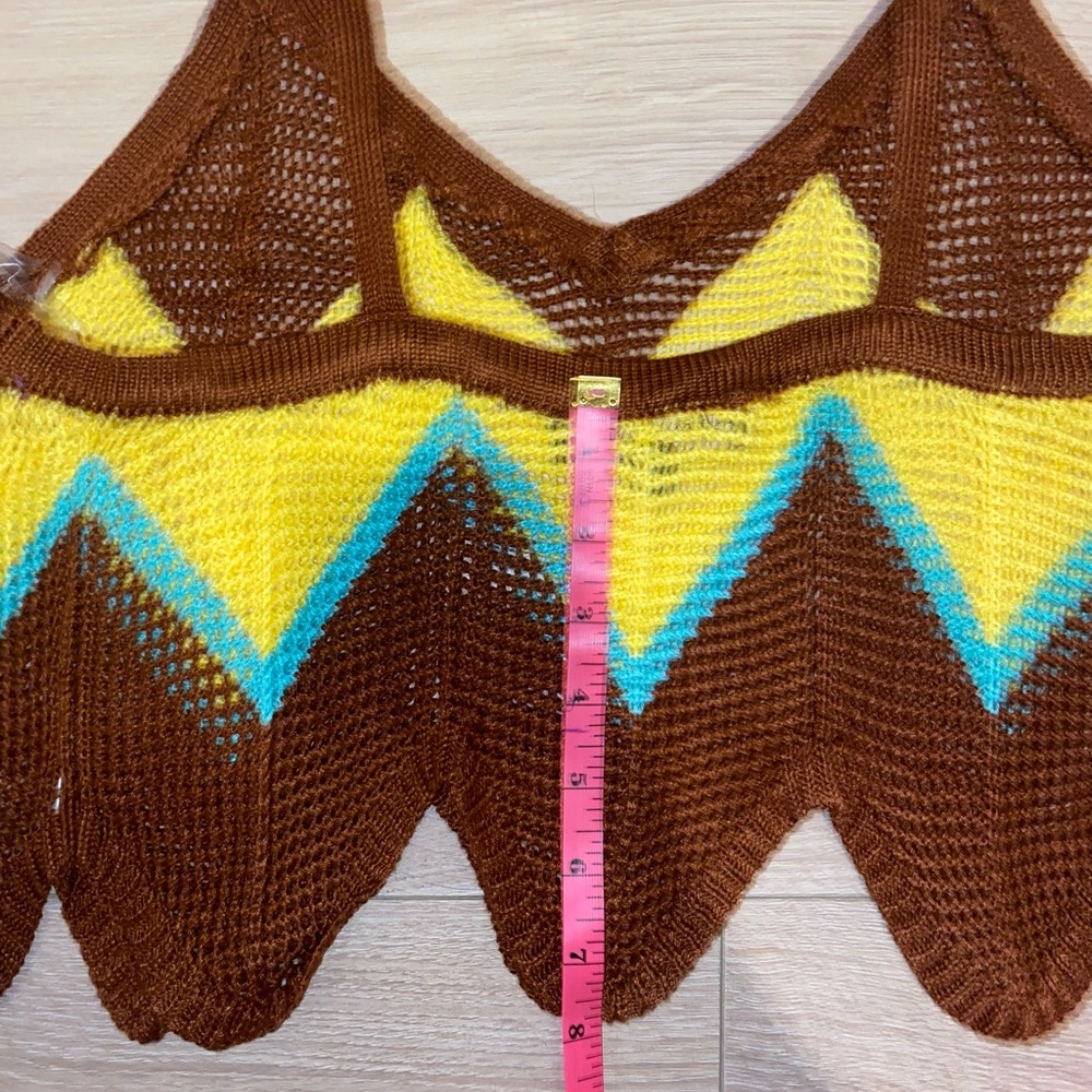 Plus Size Chevron Crochet Cami and Skirt Set - Gold
/TAGS New <3 - Picture 11 of 15